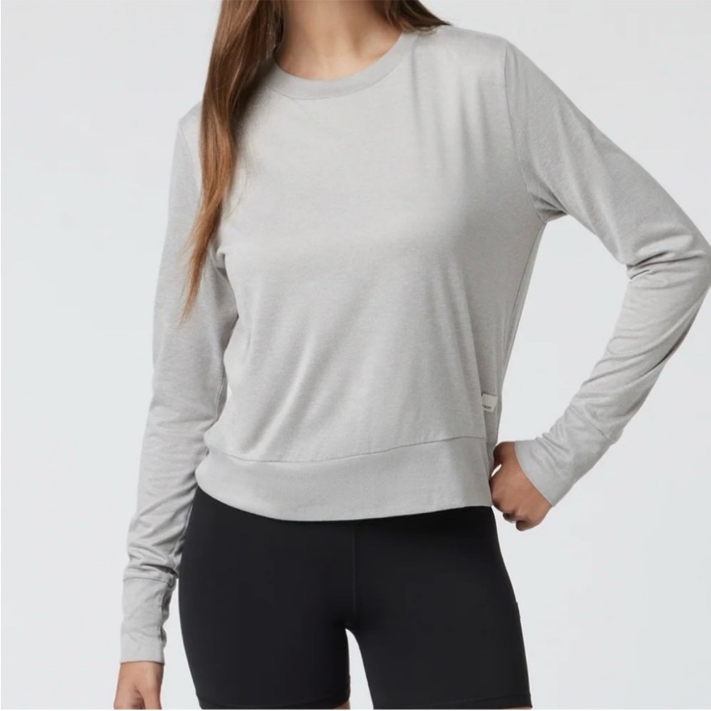 Vuori Women's Daydream Crew Light Heather Grey Sz L NWT